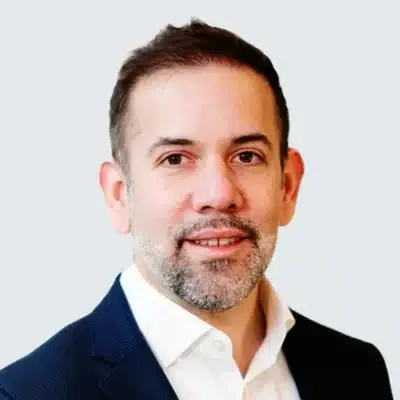 Jorge Santos headshot