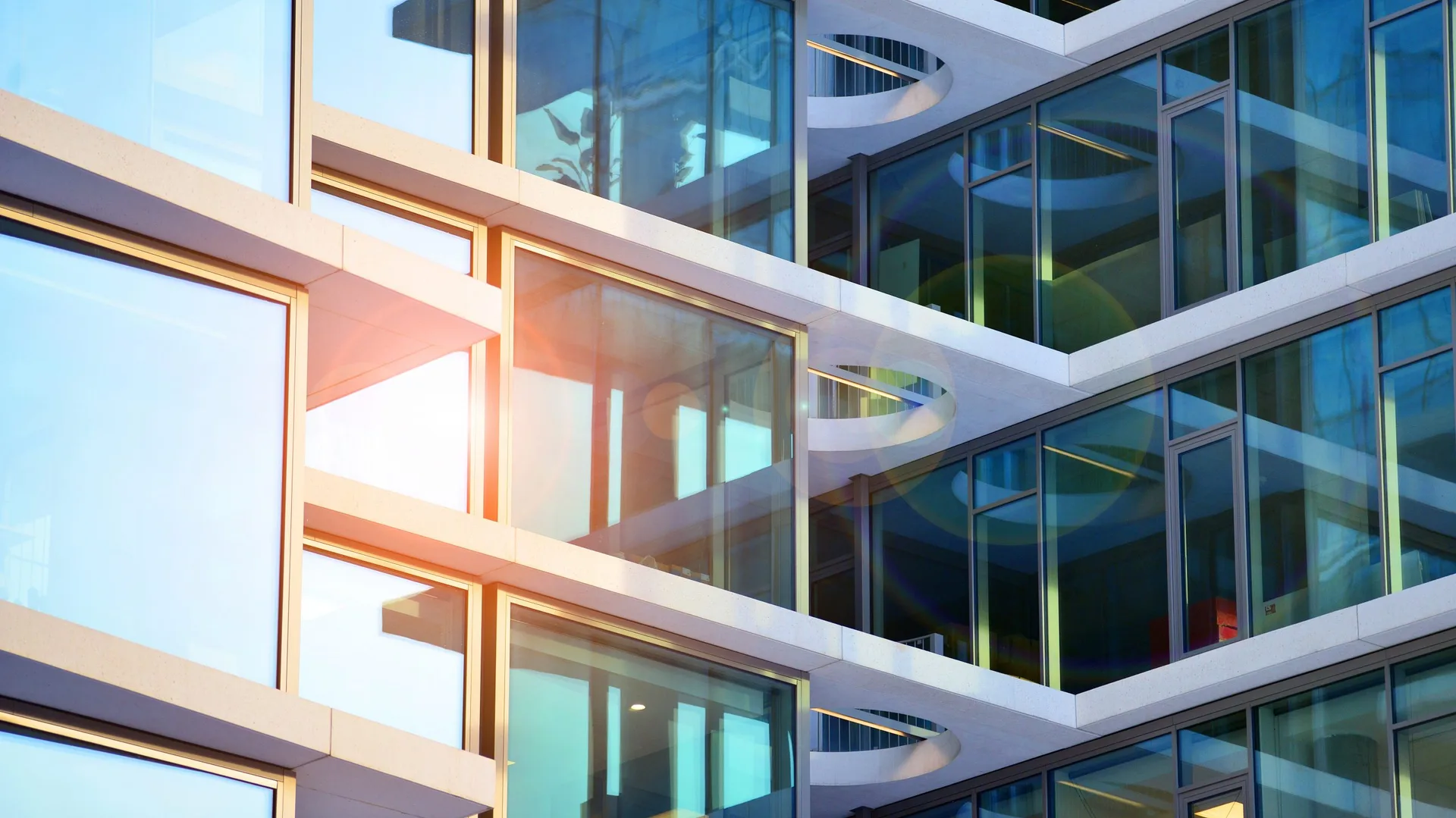 Modern,Office,Building,Exterior,Made,From,Glass,And,Steel.,Windows