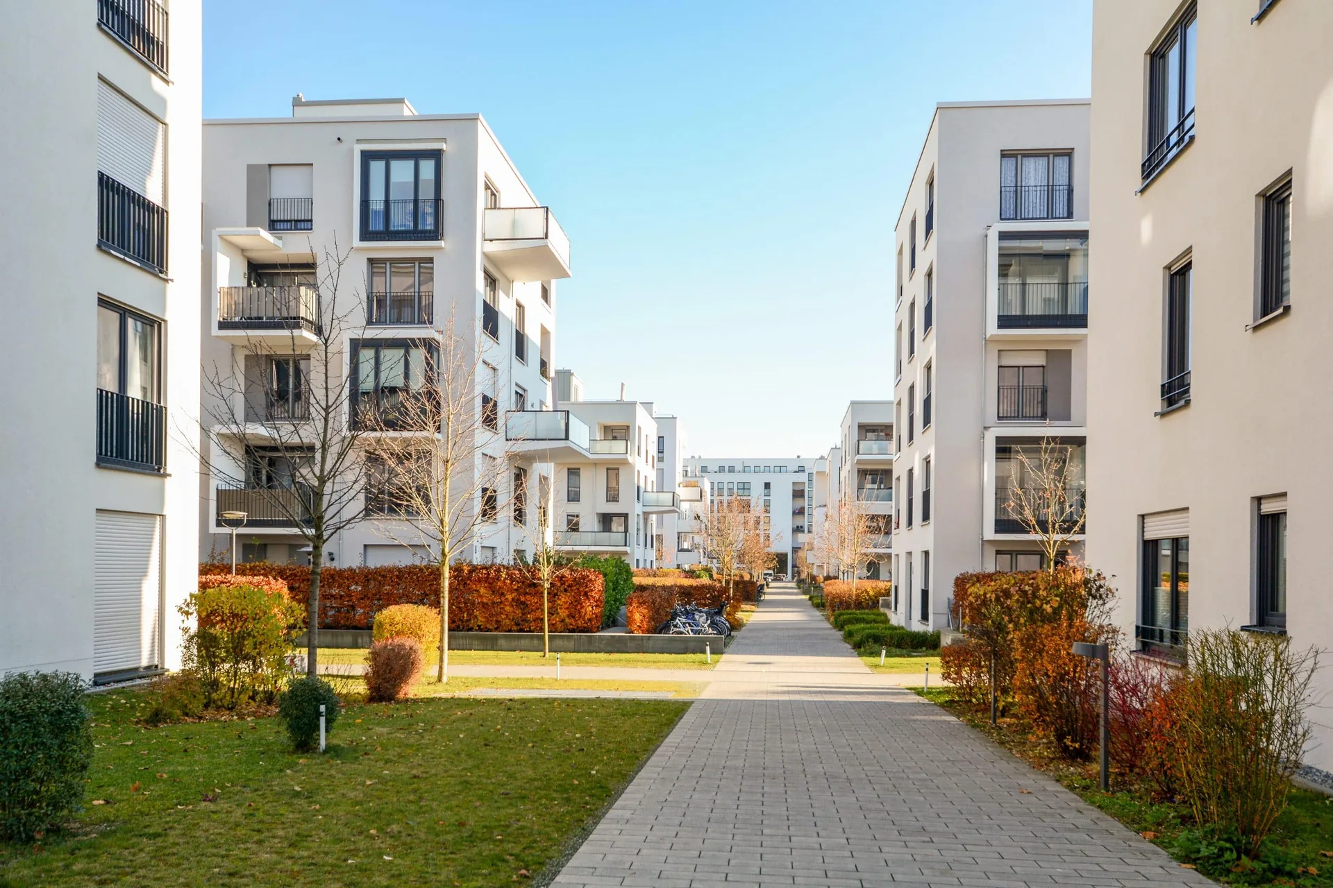 Cityscape,With,Residential,Buildings,In,Late,Autumn