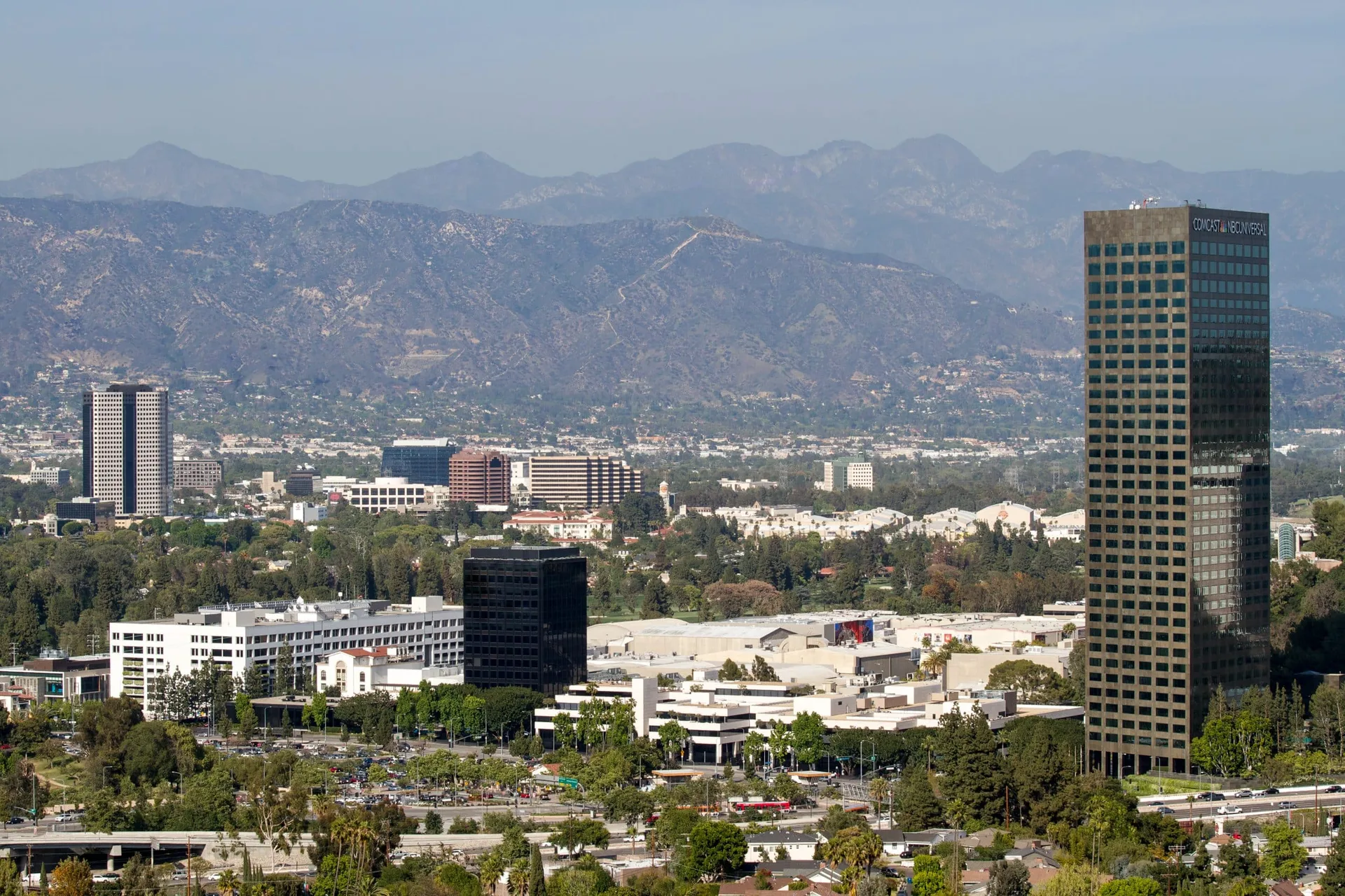 Daytime,Skyline,View,Of,The,Burbank,Media,Center,District,,In